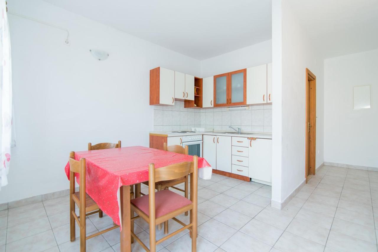 Apartments Neva Selca (Brac) Quarto foto