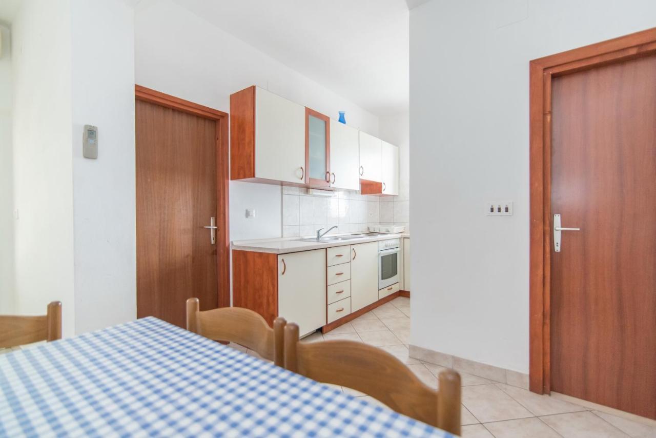 Apartments Neva Selca (Brac) Quarto foto